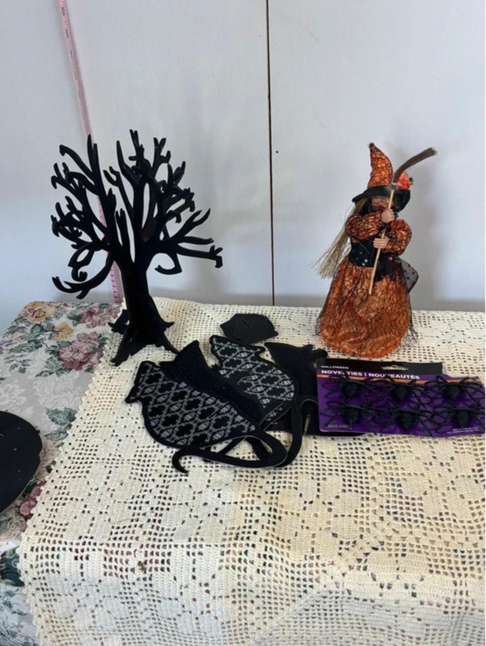 Halloween Black Cat Seasonal Decor Set Spooky Tabletop Decorations